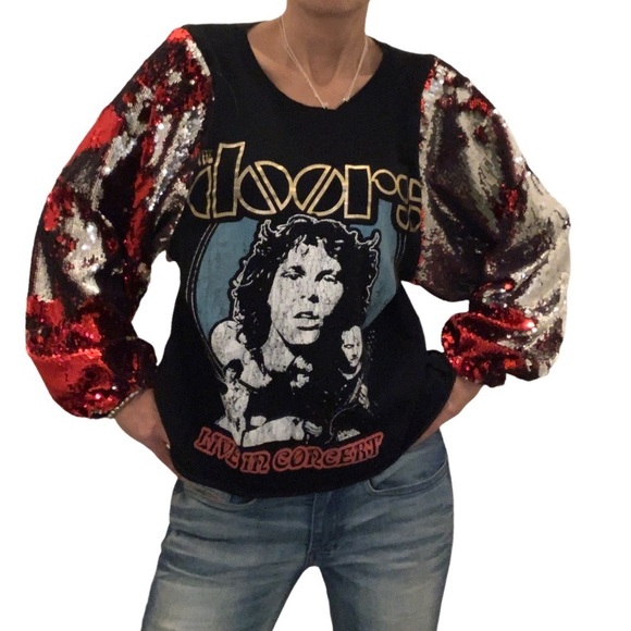 Bravado Tops - ⭐️HP⭐️Custom Made Bravado Doors Tank With Sequins